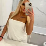 Аделина - грудь 2, рост 167 см, вес 65 кг, цвет волос Блондинки, национальность Русские