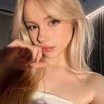 Тамара - грудь 1, рост 165 см, вес 49 кг, цвет волос Блондинки, национальность Казашки