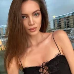 Соня - грудь 2, рост 170 см, вес 53 кг, цвет волос Шатенки, национальность Казашки