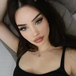 Оксана - рост 160 см, вес 50 кг