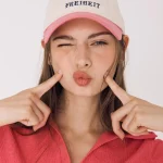 Илона - грудь 2, рост 170 см, вес 53 кг, цвет волос Шатенки, национальность Казашки