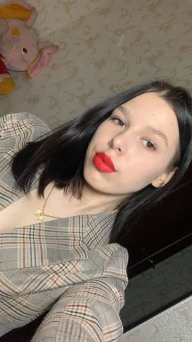 Оксана - грудь 2, рост 160 см, вес 55 кг, цвет волос Брюнетки, национальность Русские