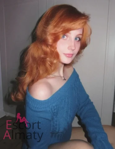 Марина - грудь 3, рост 170 см, вес 55 кг, цвет волос Рыжие, национальность Азиатки