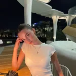 Арина - грудь 2, рост 170 см, вес 50 кг, цвет волос Шатенки, национальность Казашки