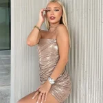 Лена - грудь 3, рост 170 см, вес 54 кг, цвет волос Блондинки, национальность Русские