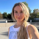Тася - грудь 2, рост 170 см, вес 52 кг, цвет волос Блондинки, национальность Русские