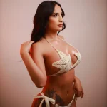 Елизавета - грудь 2, рост 160 см, вес 50 кг, цвет волос Брюнетки, национальность Русские