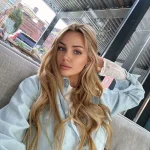Ася - грудь 2, рост 171 см, вес 53 кг, цвет волос Блондинки, национальность Казашки
