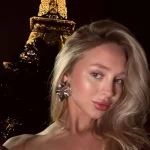 Яна - грудь 1, рост 164 см, вес 51 кг, цвет волос Блондинки, национальность Русские