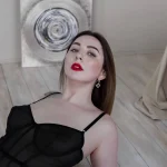 Лера - грудь 2, рост 175 см, вес 60 кг, цвет волос Шатенки, национальность Русские