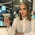 Валерия - грудь 2, рост 172 см, вес 52 кг, цвет волос Блондинки, национальность Азиатки