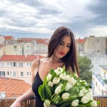 Даша - грудь 2, рост 170 см, вес 45 кг, цвет волос Брюнетки, национальность Русские
