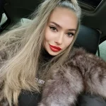 Лилия - грудь 2, рост 168 см, вес 59 кг, цвет волос Блондинки, национальность Казашки