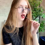 Оля - грудь 2, рост 170 см, вес 52 кг, цвет волос Блондинки, национальность Казашки