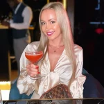 Пелагея - грудь 2, рост 169 см, вес 55 кг, цвет волос Блондинки, национальность Казашки