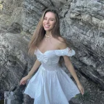 Майя - грудь 2, рост 168 см, вес 51 кг, цвет волос Шатенки, национальность Казашки
