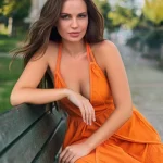 Яна - грудь 2, рост 170 см, вес 54 кг, цвет волос Шатенки, национальность Азиатки