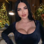 Милана - грудь 2, рост 173 см, вес 53 кг, цвет волос Шатенки, национальность Русские