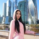 Самия - грудь 2, рост 175 см, вес 64 кг, цвет волос Брюнетки